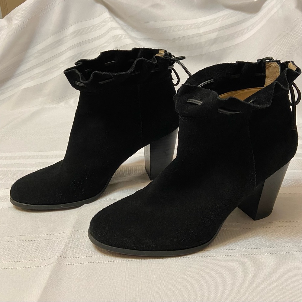 CROWN & IVY - Black Suede Leather Morcella Womens Booties -  Size 10